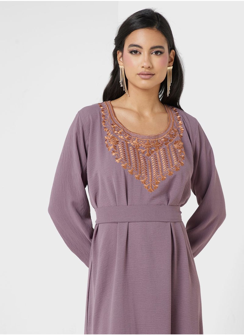 hayas closet - Embroidered Belted Jalabiya - Image 1