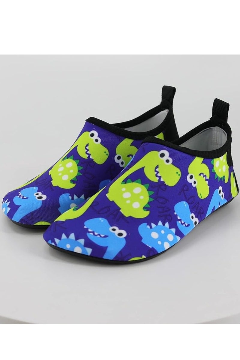رونق حذاء بحر مائي كاجوال ملون للأطفال مقاس 30-31 – تصميم أنيق ومريح مصنوع من خامات مرنة عالية الجودة تسمح بحرية الحركة داخل الماء وخارجه – مثالي للسباحة والغطس وجميع الأنشطة والرياضات المائية في البحر أو حمام السباحة – يتميز بسطح خارجي سريع الجفاف ونعل مانع للانزلاق لتوفير أقصى درجات الأمان والحماية للقدمين من الأسطح الرطبة أو الصخور – خفيف الوزن وسهل الارتداء والخلع، مما يجعله خيارًا مثاليًا للعطلات الصيفية – حذاء مائي للأطفال – جوارب سباحة – مستلزمات السباحة – أحذية شاطئية – أدوات الرياضات المائية – حذاء سباحة آمن ومريح - Image 2