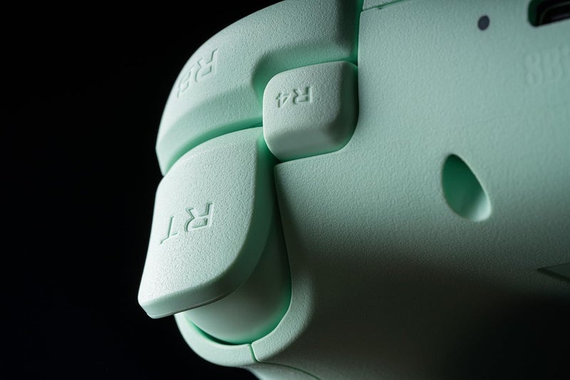 8Bitdo وحدة تحكم 8BitDo Ultimate 2C اللاسلكية لجهاز الكمبيوتر بنظام ويندوز وأندرويد، مع معدل استقصاء 1000 هرتز، عصي تحكم وتأثير هال، وزر L4/R4 قابل لإعادة التعيين (أخضر) - Image 2