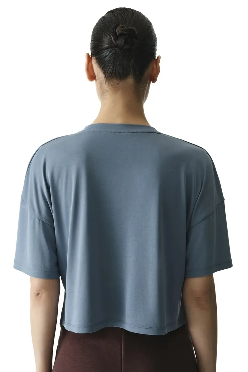 بنتي PENTI Modal Crop T-shirt With Slit