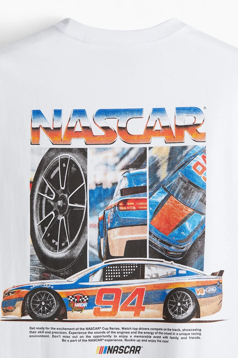 اتش اند ام تيشيرت بقصة مريحة