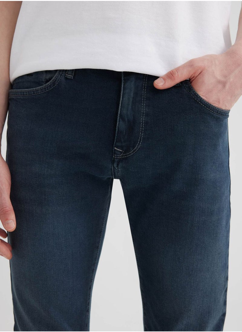 DeFacto - Sergio Regular Fit Jeans - Image 1