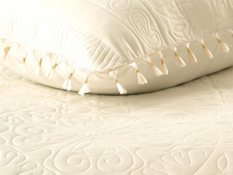 Subtlespreads Premium Quilted Bedcover with Tassels – Beige Double Bedspread 90x100 inches (230x250 cm) with 2 Pillow Covers | Ultra-Soft Microfiber | Ultrasonic Quilting (Ivory) - Image 4