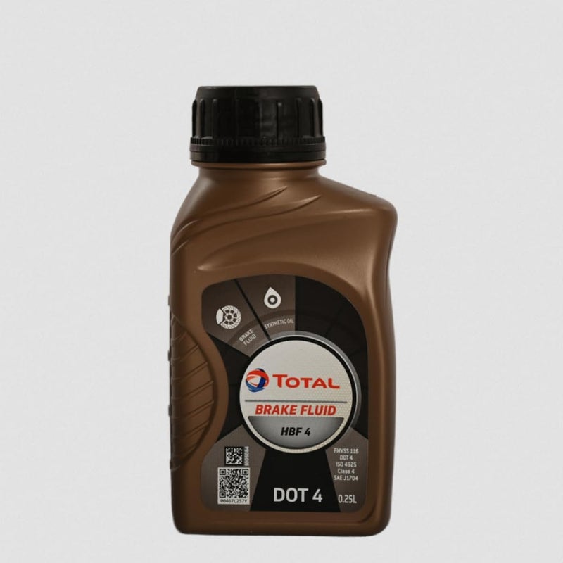 TotalEnergies Brake Oil DOT 4, 1kg, High-Performance Formula, Prevents Corrosion
