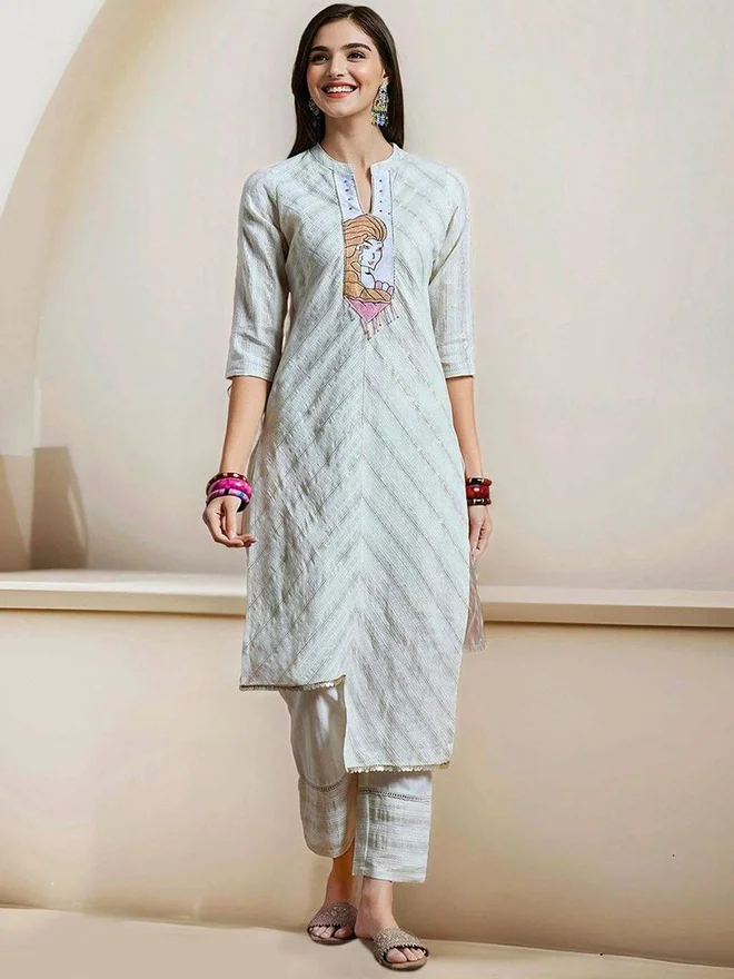 ISHIN ISHIN Off-White Cotton Kurta with Pant Set