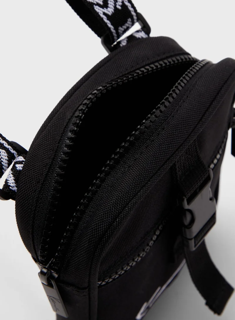 Karl Kani Signature Tape Messenger