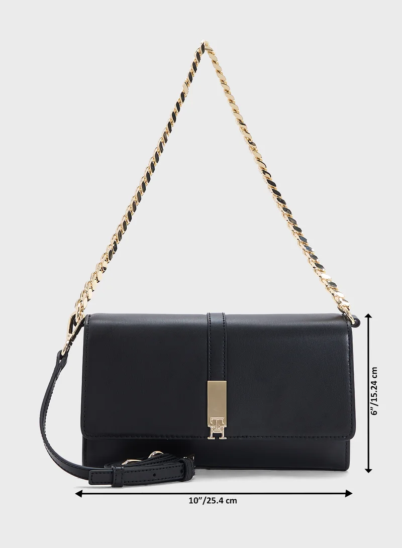 TOMMY HILFIGER HERITAGE CONVERTIBLE CROSSBODY BAG WITH CHAIN