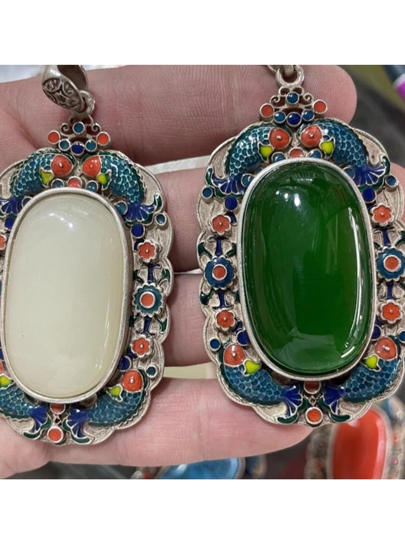 Exquisite Retro Sweater Pendant Necklace - Image 3