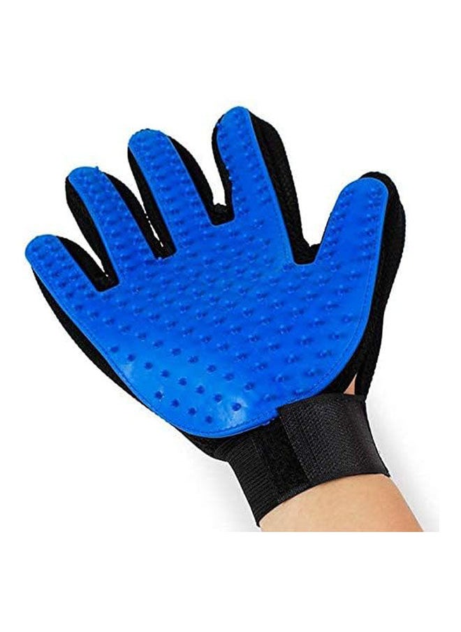 Golden Arrows Pets Deshedding Cleaning Brush Glove Right Hand - 80 Grams  - Image 3