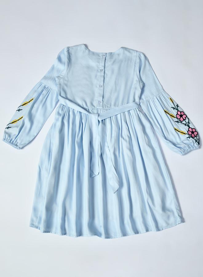 بيلا مودا فستان مطرز بالزهور - Image 2