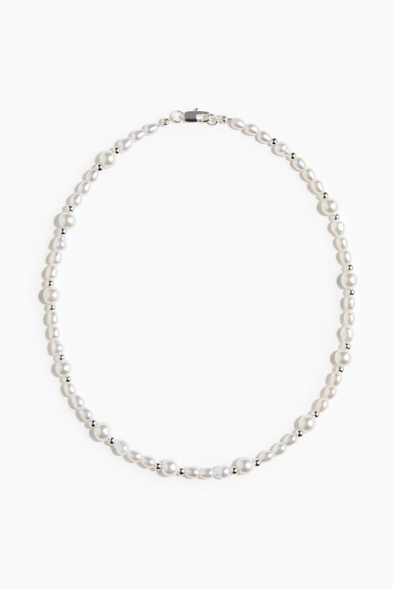Beaded necklace