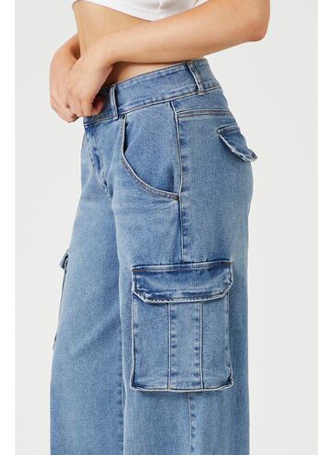 FOREVER 21 Low-Rise Wide-Leg Cargo Jeans  - Image 4