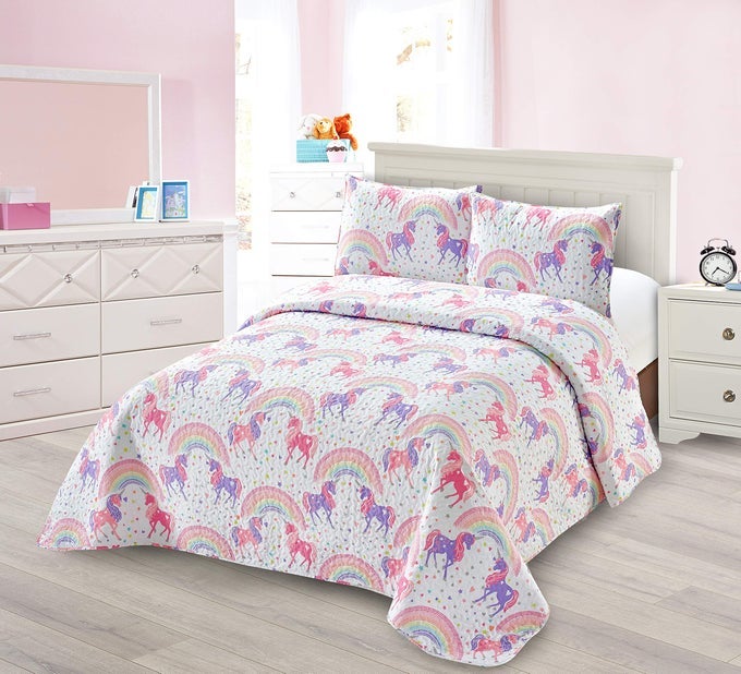 COLLECTION BEDSPREAD COVERLET KIDSTEENS UNICORN STARS HEARTS RAINBOW WHITE PINK PURPLE YELLOW ORANGE GREY NEW UNICORN TWO TWIN