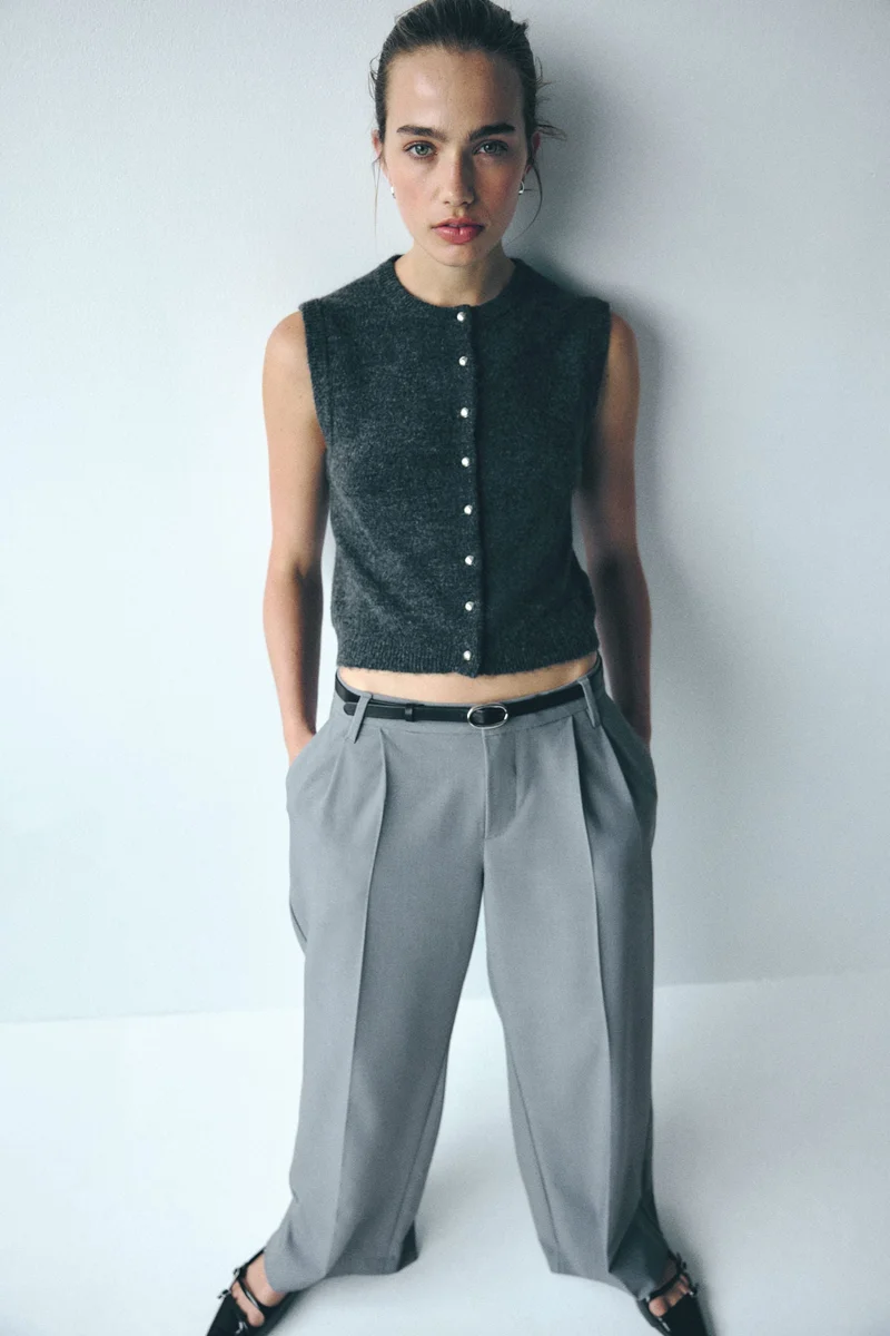 H&M Knitted waistcoat