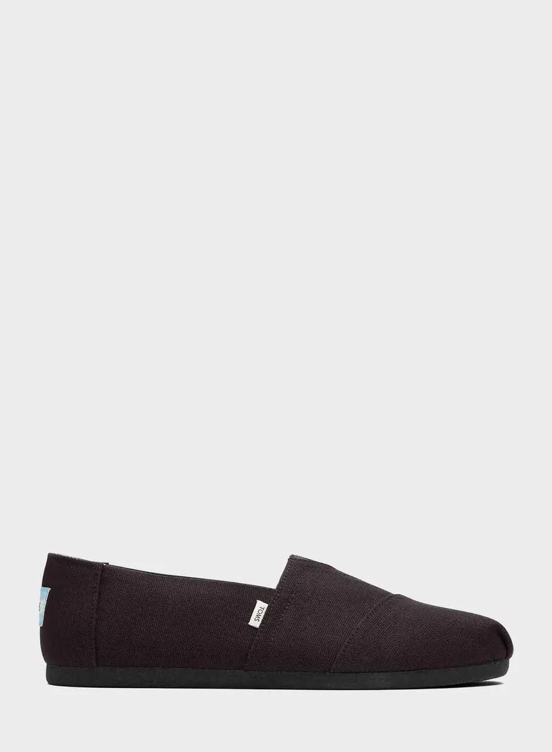 TOMS Casual Slip Ons