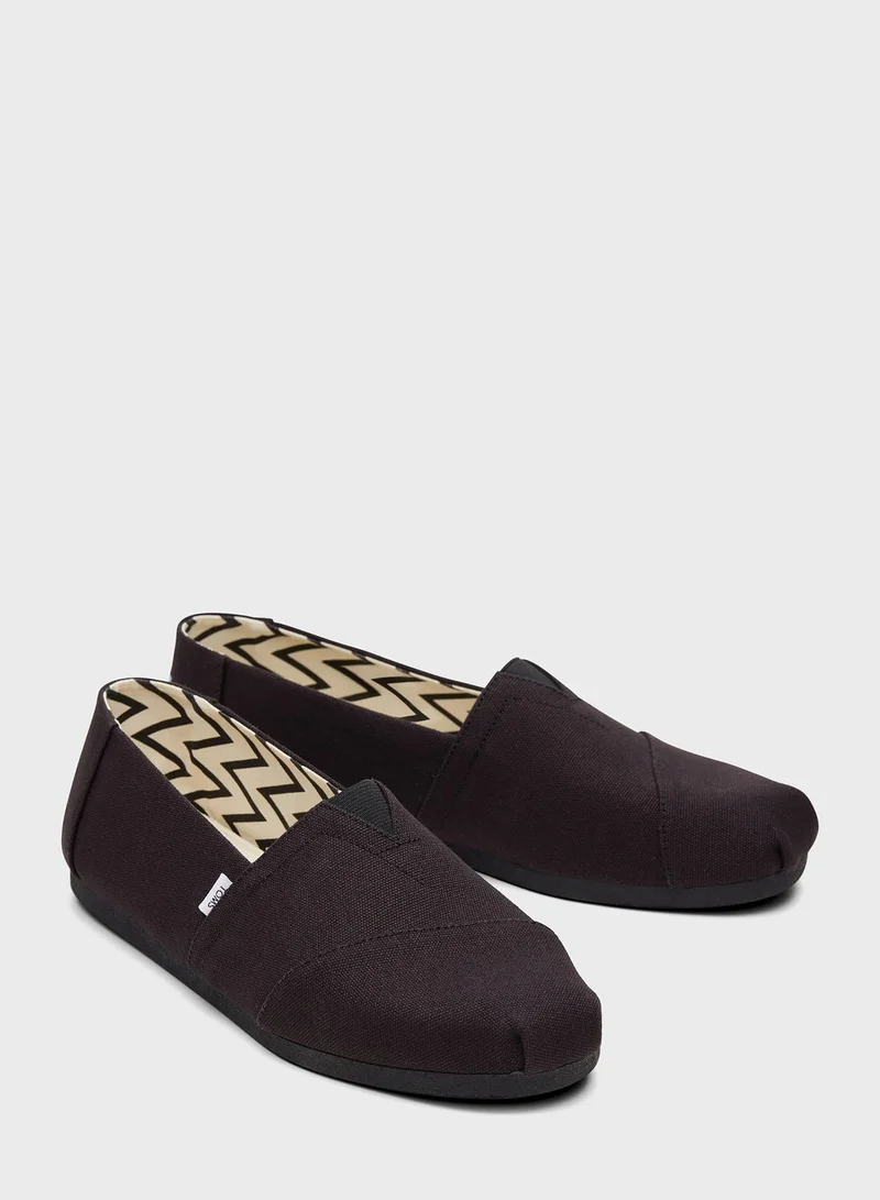 TOMS Casual Slip Ons