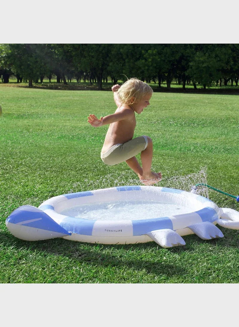 SUNNY LIFE Kids Sprinkler Mat Into The Wild Blue