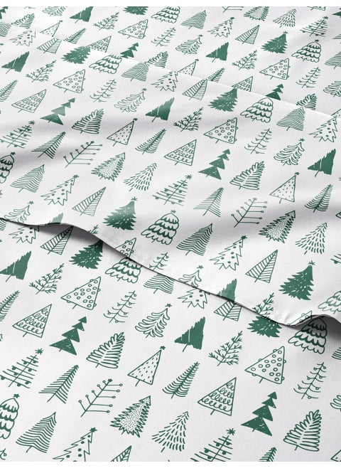 King Christmas Tree Sheet Set - Holiday Xmas Pattern Linen Set - Deep Pockets - Snug Fit - 4 Piece - Wrinkle Free - Comfy & Cooling Festive Winter Bedding - Easy To Care For - Kid Friendly