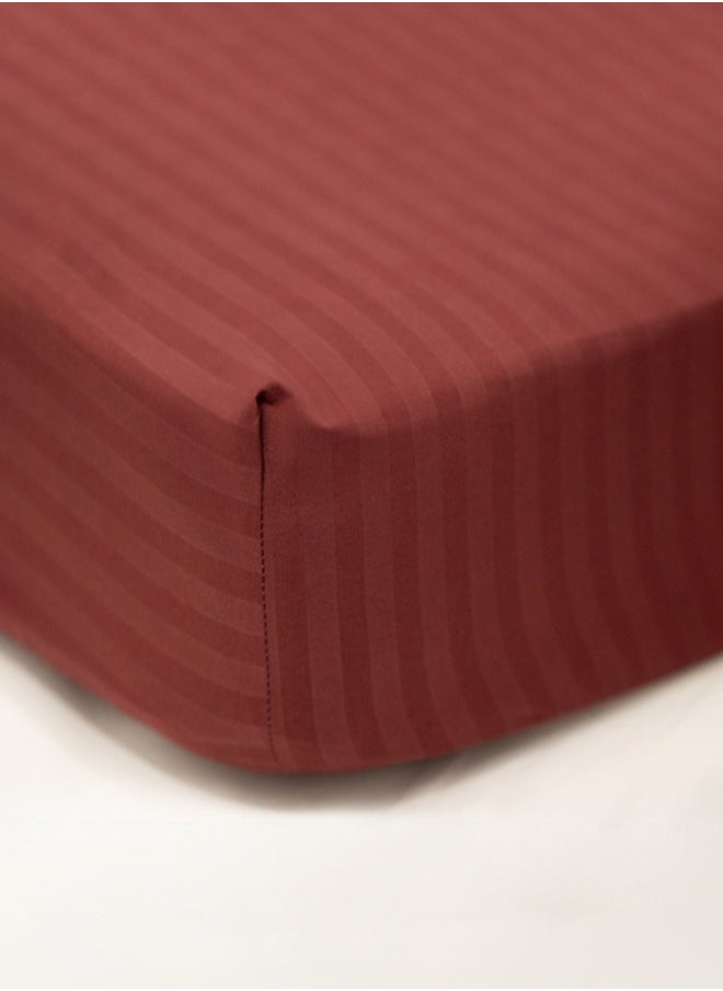 American Linen Double Striped Fitted Sheet with 2 Pillow Case 160 x 200 Cm Maroon  - Image 2