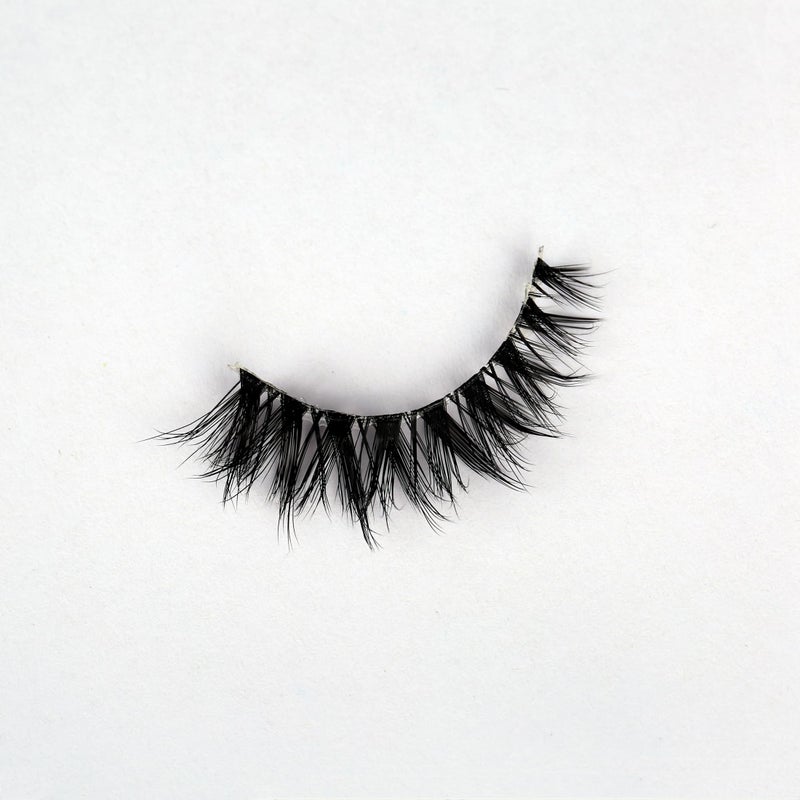 Pooplunch False Eyelashes Invisible Band Cat Eye Look Natural Wispy Lashes Extension Volume Short Fake Eyelashes Faux Mink Lash Strips 7 Pairs Pack - Image 5