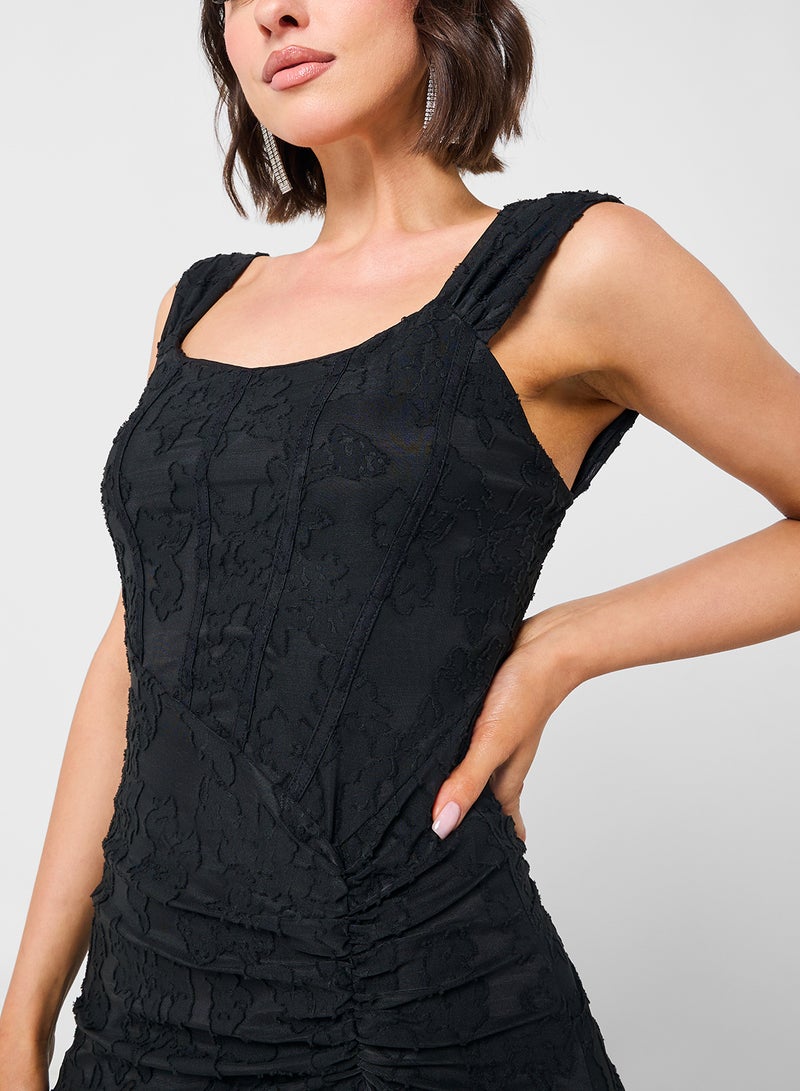 جينجر فستان حورية البحر بتفاصيل دانتيل وكورسيه - Image 3