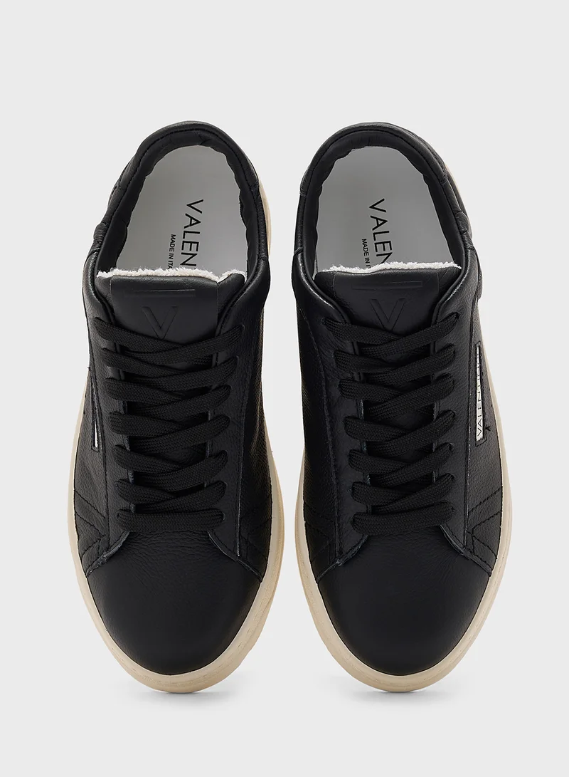 VALENTINO BY MARIO VALENTINO Lace up  low top sneakers