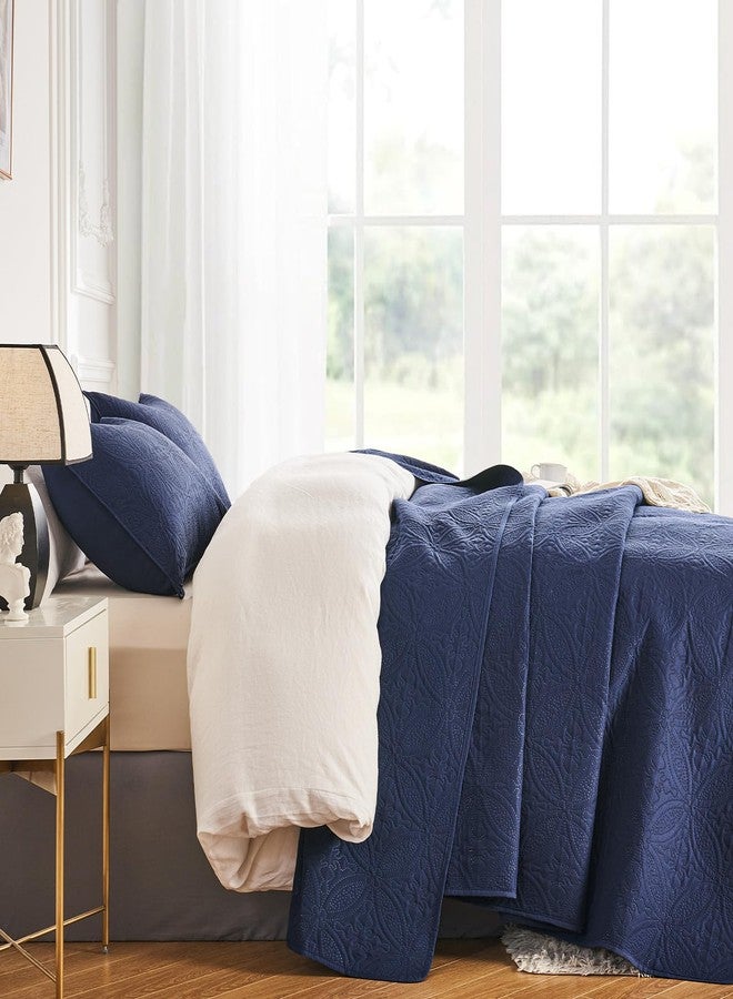 WURUIBO Full/Queen Quilt Set Navy Blue, Microfiber Lightweight Bedspreads, Ultrasonic Embossed Solid Coverlet, Thin Bedding Set for All Season, Soft Breathable Bed Cover(1 Quilt, 2 Pillow Shams) - Image 3