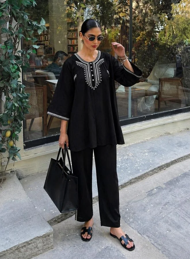 Black Embroidered Choga Kurta and Pencil Pants Set