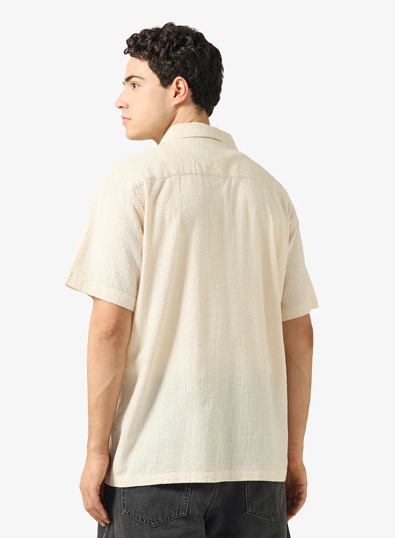 ريبلز مع نمشي Mens Resort Collar Relaxed Fit Shirt