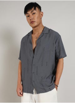 Campus Sutra Men's Ash Grey Embroidered Twist Shirt  - Image 2