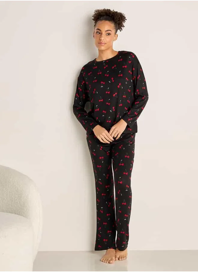 فاف All-Over Print T-shirt and Pyjama Set
