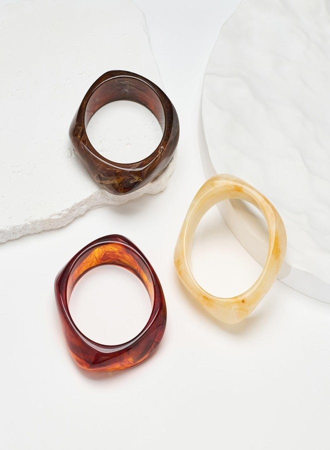 ليلي آند وايت مجموعة أساور ليلي آند وايت النسائية، 3 قطع، باللونين البني الداكن والأبيض، مصنوعة من الأكريليك، بتصميم كلاسيكي ملون وجذاب. أساور أنيقة من الراتنج، هدية مثالية. - Image 5