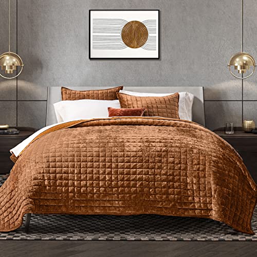 RECYCO Luxury Velvet Quilt Set Full Queen Size Bedding Sets Ultra Soft Velvet Comforter Set Lightweight Oversized Bedspread Quilted Coverlet for All Season with 2 Pillow Shams Rusty Burnt Orange