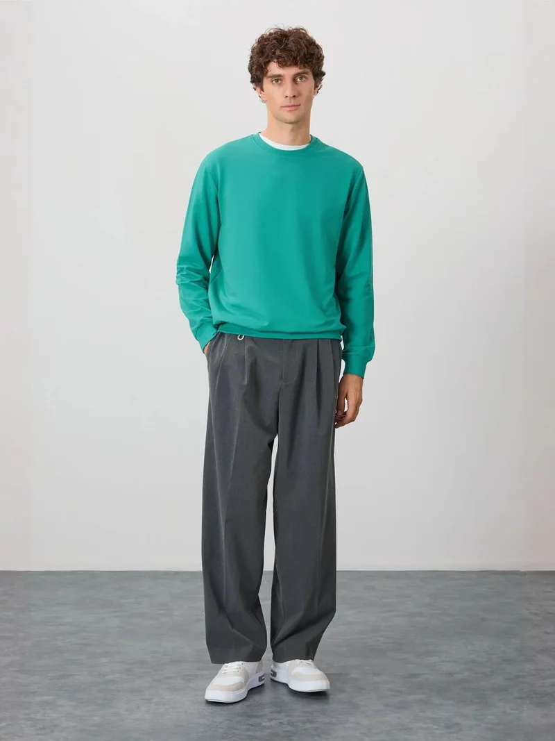 تومي لايف TOMMY Men's Plain Crew Neck Sweatshirt