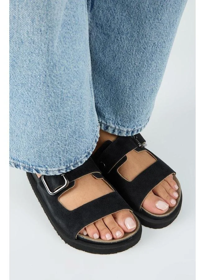 Manijero  Regina Women's Genuine Leather Double-Band Single-Loop Black Slipper. for Women | Best Price UAE