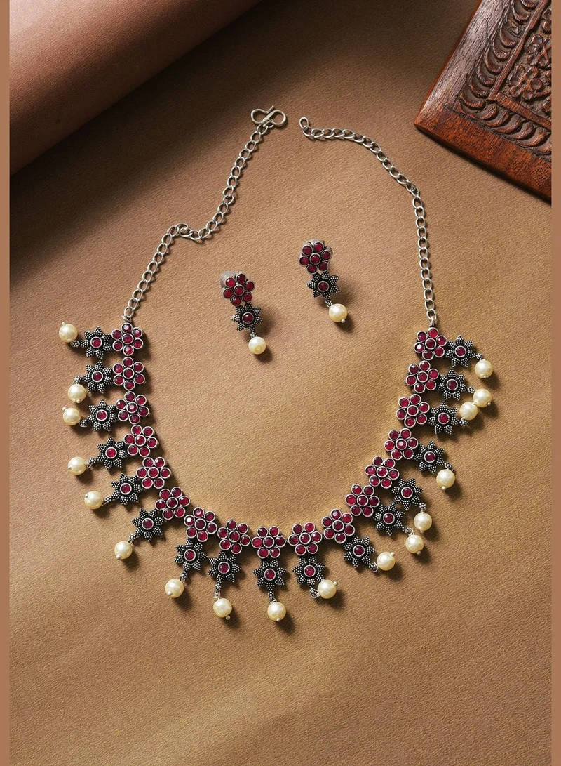 SOHI Silver Plated Designer Stone Necklace and Earring Set