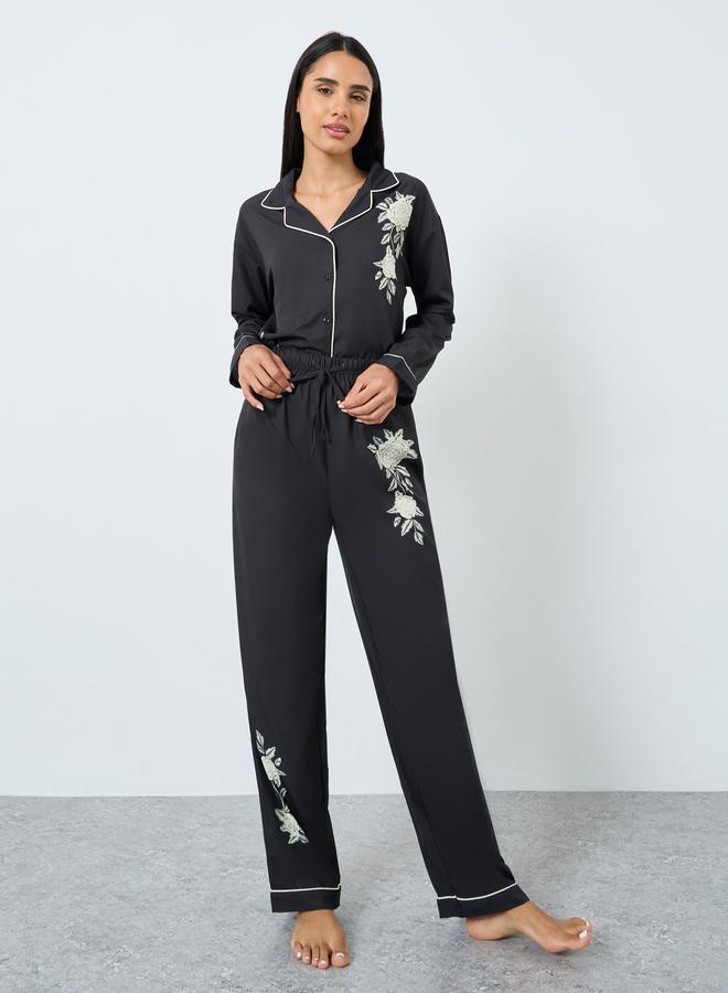 ستايلي طقم من بنطال بيجاما وبلوزة بطبعة زهور - Image 4