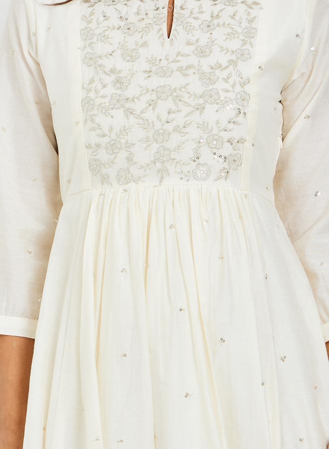 Styli Women Cream Embroidered A-Line Midi Dress - Image 4