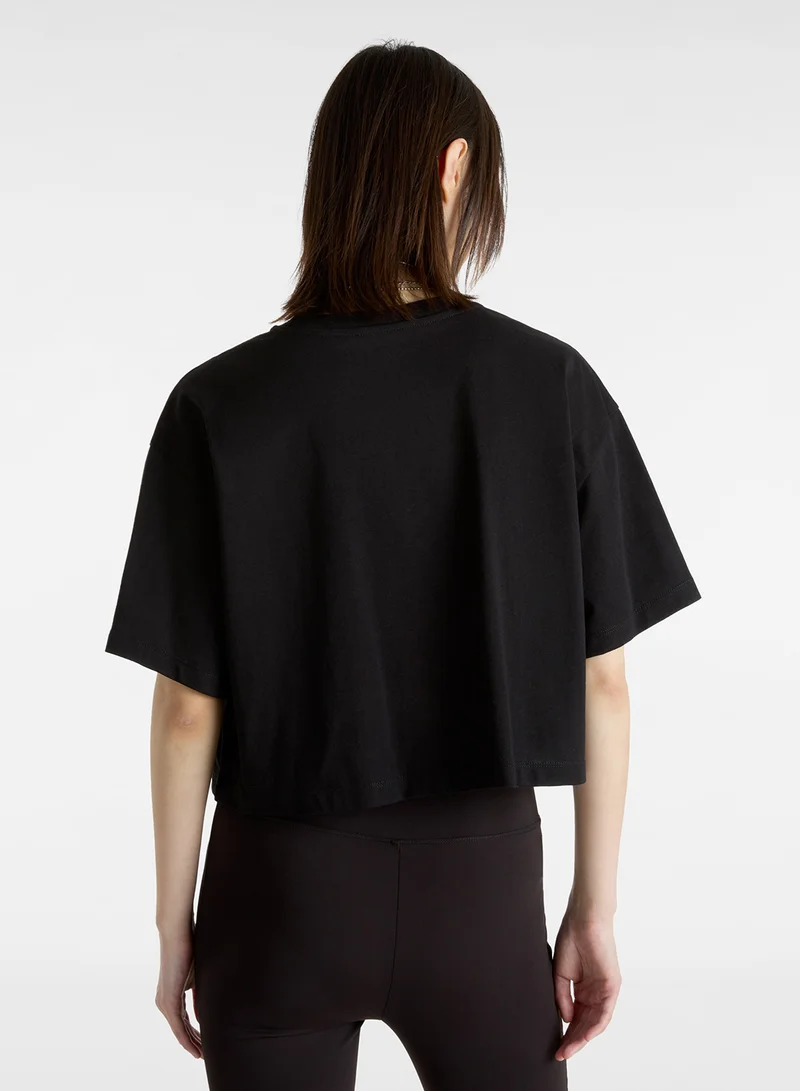 فانز Skate Difficult Loves Relaxed Crop T-Shirt