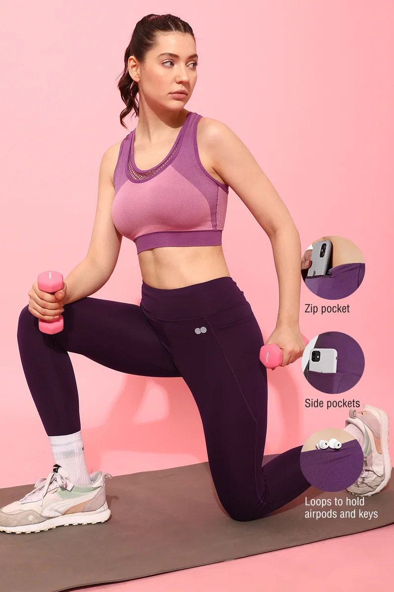 Clovia Clovia Snug-Fit High-Waist 4 Pocket Active Tights in Wine Colour