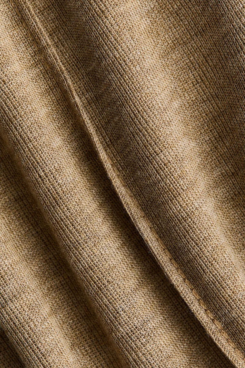 اتش اند ام بلوزة بأكمام طويلة