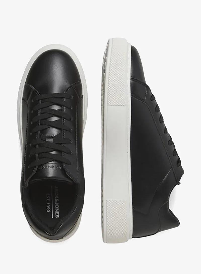 جاك اند جونز سنيكرز كاجوال برقبة منخفضة