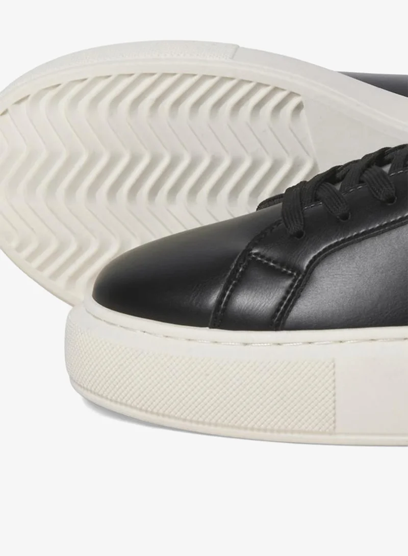 جاك اند جونز سنيكرز كاجوال برقبة منخفضة