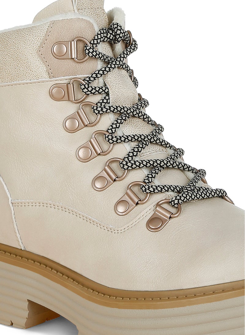 London Rag Women's Lace-Up Chunky Warm Ankle Boots in Beige - Image 5