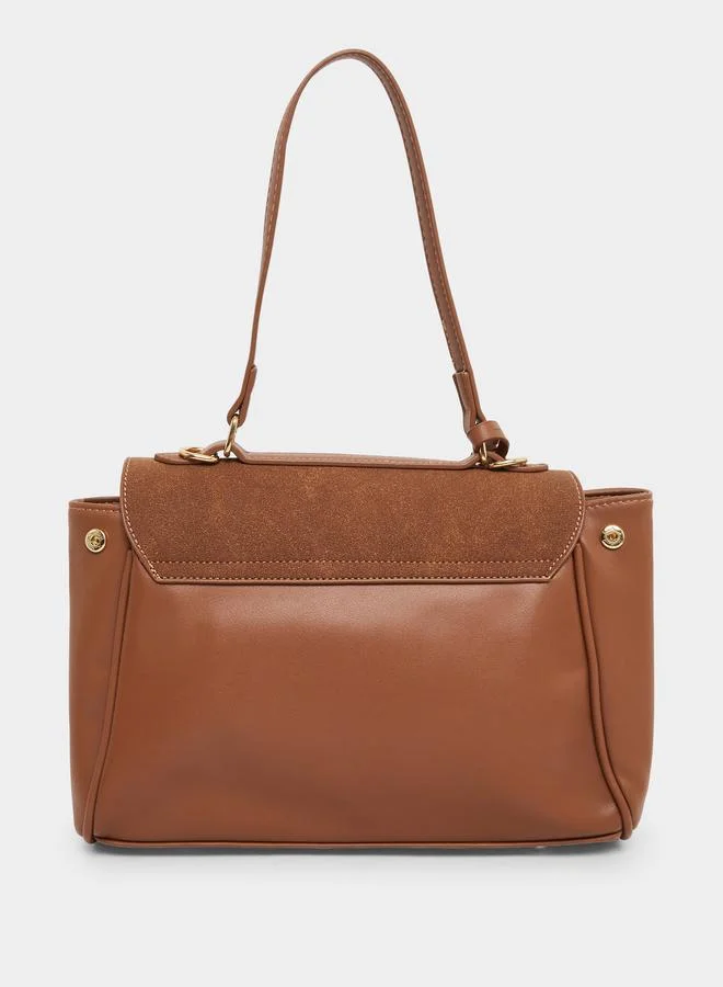 ستايلي حقيبة بمظهر الشمواه بغطاء أمامي