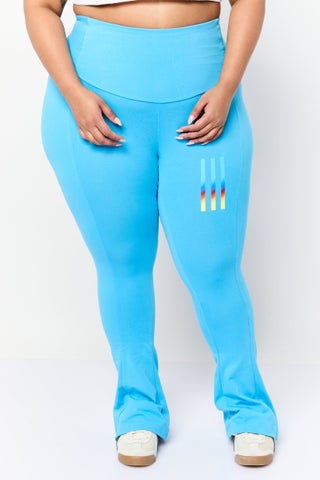Women Plus Size Brand Logo Training Flared Leggings, Blue - pzsku/Z603CE474C289F5F8EC7EZ/45/1747056763/4d175703-bc5d-4210-8697-42c4b91df06c