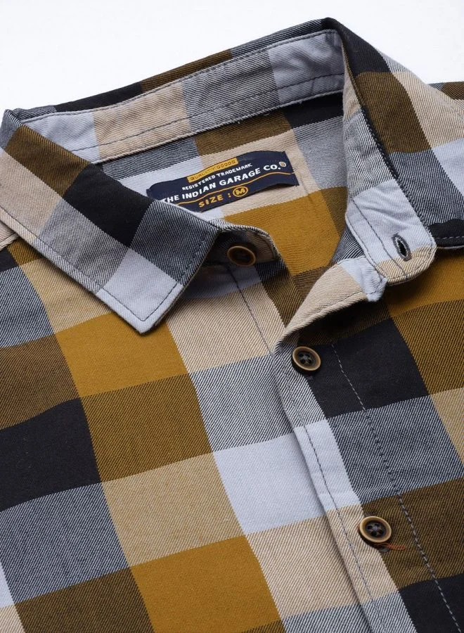 شركة المرآب الهندية Men Regular Fit Checkered Full Sleeves Cutaway Collar Casual Shirt