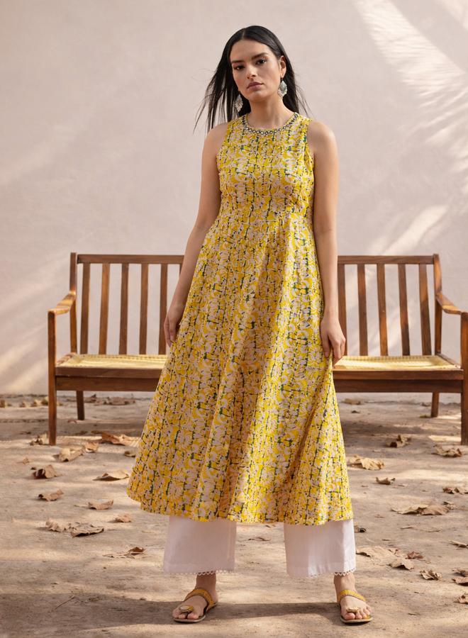 SASSAFRAS Yellow Floral Embroidered Sleeveless Kurta - Image 1