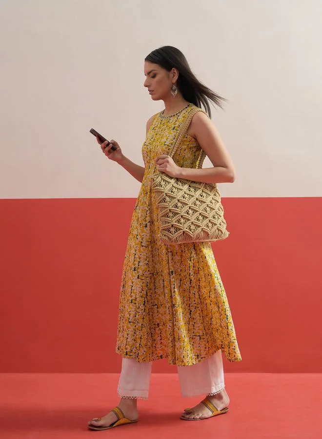 Sassafras Yellow Floral Embroidered Sleeveless Kurta