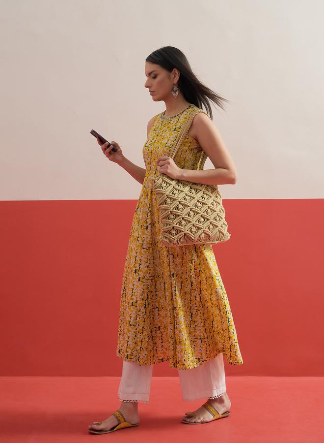 SASSAFRAS Yellow Floral Embroidered Sleeveless Kurta - Image 2